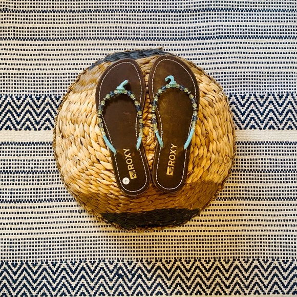 Roxy Beaded Flip Flops - Picture 1 of 5